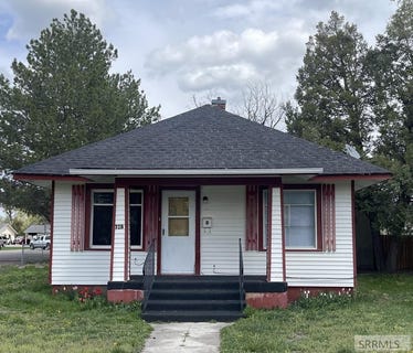 /international/us/725-e-judicial-street-blackfoot-id-110107286603/