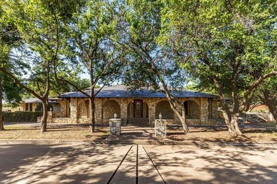 /international/us/1602-cedar-avenue-megargel-tx-110099532791/