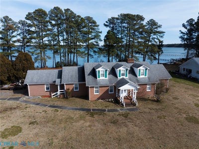 /international/us/2406-hallieford-road-hallieford-va-110106037649/