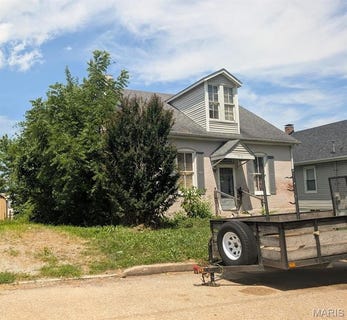 /international/us/513-n-jackson-street-belleville-al-110108167737/