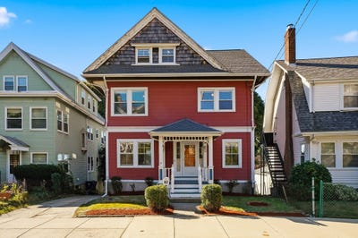 /international/us/62-nichols-street-chelsea-ma-110120415018/