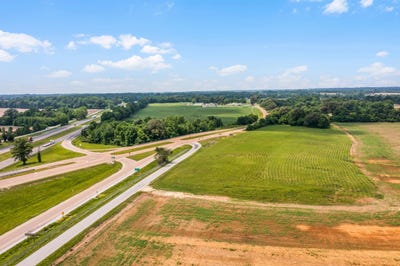 /international/us/70-e-highway-bells-tn-110103421057/
