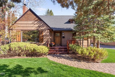 /international/us/714-ne-10th-street-bend-or-110120612599/
