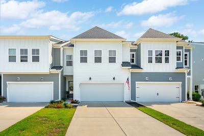 /international/us/3082-emma-lane-mount-pleasant-sc-110100475721/