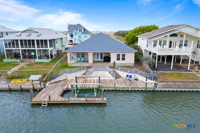 /international/us/204-lands-end-rockport-tx-110107290135/