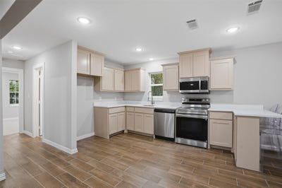 /international/us/4017-pickett-street-greenville-tx-110120086794/