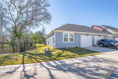 /international/us/121-lafitte-drive-san-marcos-tx-110101000870/