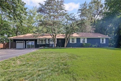 /international/us/8600-w-64th-terrace-merriam-ks-110100845528/