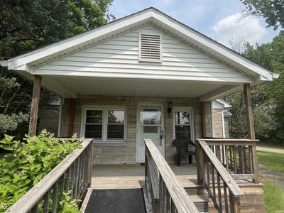 /international/us/14467-w-st-rd-48-jasonville-in-110100453641/