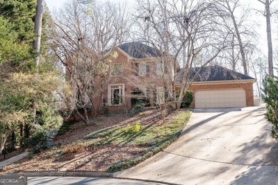 /international/us/10315-crescent-ridge-drive-roswell-ga-110105723096/