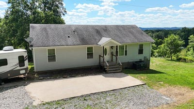 /international/us/74-summit-road-parkersburg-wv-110109042371/