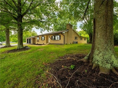 /international/us/3367-teays-valley-road-hurricane-wv-110108386153/
