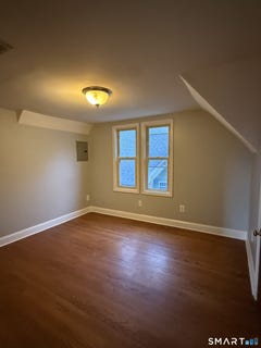 /international/us/21-n-walnut-street-waterbury-ct-110104785447/