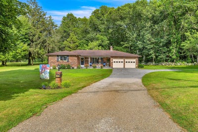 /international/us/449-mohegan-avenue-parkway-waterford-ct-110100896284/?lang=zh-tw