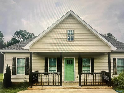 /international/us/96-spring-valley-drive-danville-al-110108783633/
