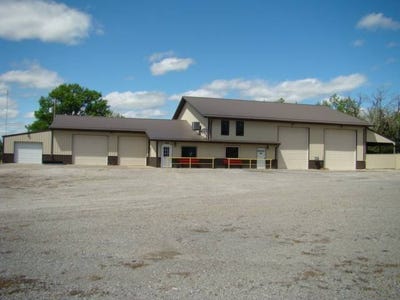 /international/us/609-n-east-street-corydon-ia-110099665626/