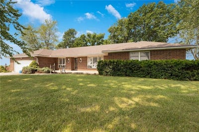 /international/us/630-nw-oo-highway-centerview-mo-110100068364/