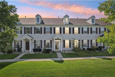 /international/us/721-cobblestone-way-shakopee-mn-110101236903/