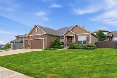 /international/us/34533-w-82nd-street-de-soto-ks-110108280782/