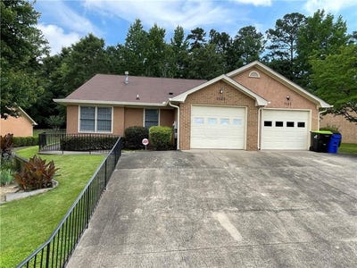 /international/us/7123-woodridge-lane-union-city-ga-110100201744/