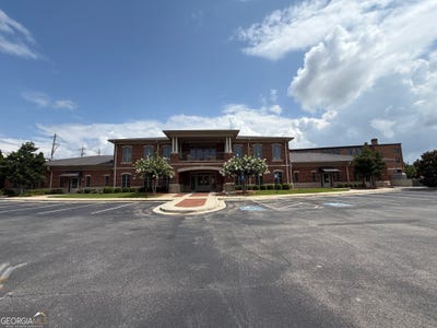 /international/us/200-west-academy-gainesville-ga-110101122737/?lang=zh-tw