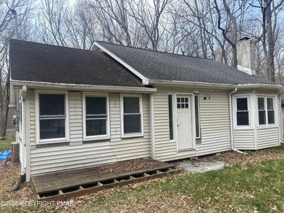 /international/us/25-pine-tree-road-albrightsville-pa-110107572241/