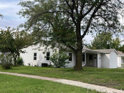 /international/us/1701-w-30th-st-s-wichita-ks-110110375256/