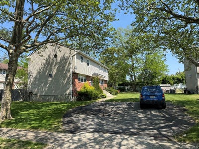 /international/us/85-87-washington-street-east-islip-ny-110108265800/