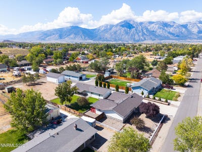 /international/us/1393-jobs-peak-drive-gardnerville-nv-110120061912/
