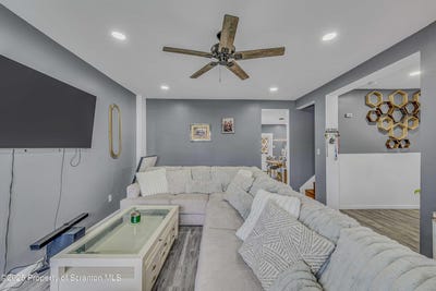 /international/us/546-donnelly-street-duryea-pa-110100194029/