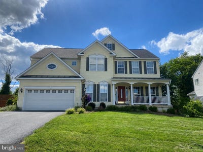 /international/us/153-stephanie-way-charles-town-wv-110109039267/