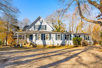 /international/us/251-woods-hole-road-falmouth-ma-110096184756/