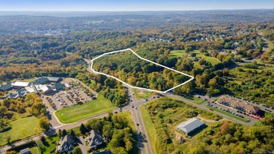 /international/us/741-echo-lake-road-watertown-ct-110101912951/