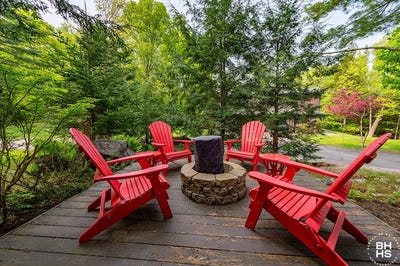 /international/us/9-hemlock-way-lake-placid-ny-110109079970/