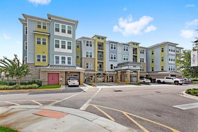 /international/us/7573-laureate-boulevard-orlando-fl-110094095310/