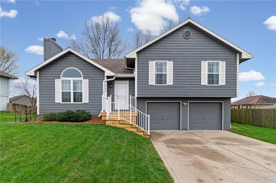 /international/us/2108-glenside-road-kearney-mo-110107382598/