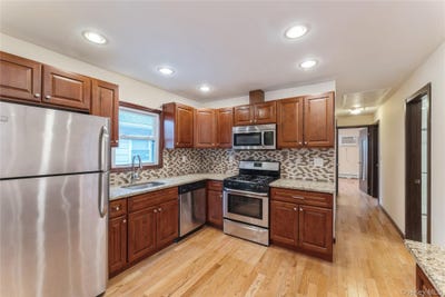 /international/us/228-20-edgewood-avenue-laurelton-ny-110107514755/