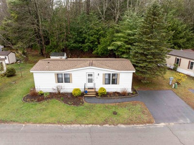 /international/us/52-monadnock-drive-rochester-nh-110107725209/
