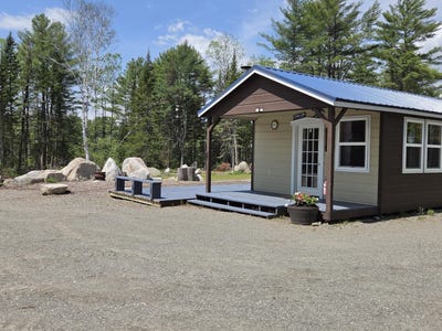 /international/us/22-bear-mountain-road-fairfield-me-110108983302/