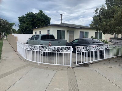 /international/us/12358-214th-hawaiian-gardens-ca-110119966527/