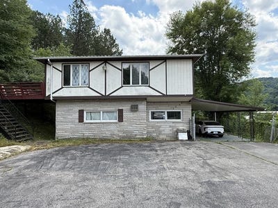 /international/us/14376-highway-550-e-lackey-ky-110109118112/