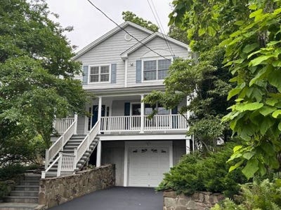 /international/us/24-midland-avenue-port-jefferson-ny-110100696284/