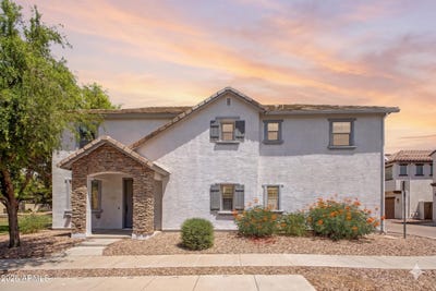 /international/us/1646-e-joseph-way-gilbert-az-110108238000/