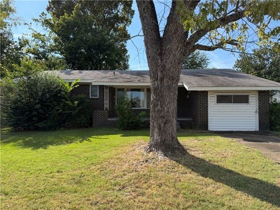 /international/us/1702-s-detroit-avenue-russellville-ar-110120028164/