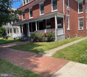 /international/us/531-s-walnut-street-west-chester-pa-110108447624/