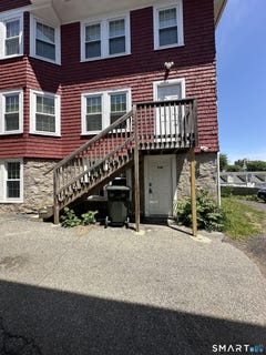 /international/us/55-mountain-avenue-new-london-ct-110108618458/