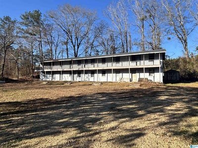 /international/us/31255-highway-25-wilsonville-al-110104431751/
