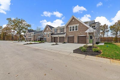 /international/us/5883-parkview-lane-miami-twp-oh-110098378820/