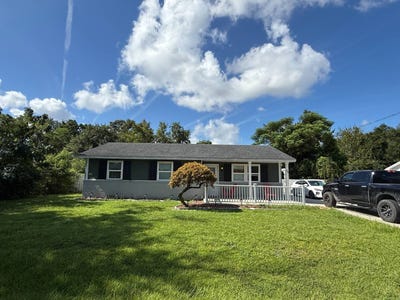 /international/us/28-stoney-rd-castle-hayne-nc-110120127471/
