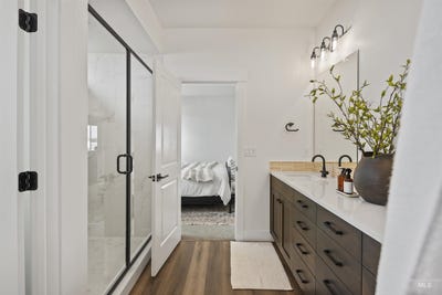 /international/us/755-s-calhoun-ln-star-id-110104272893/
